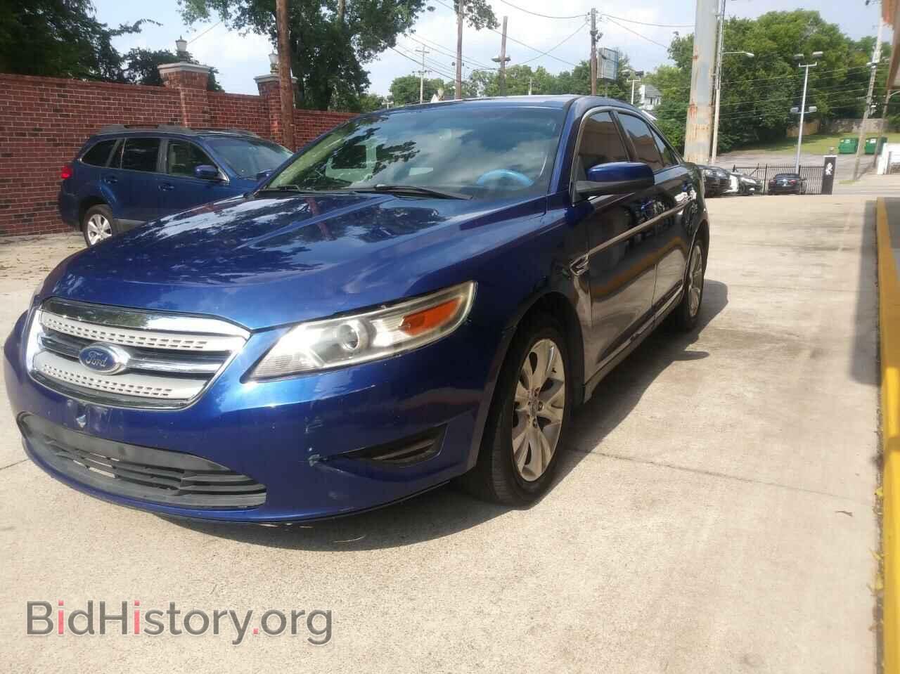 2011 FORD TAURUS - VIN: 1FAHP2EW0BG157700 - Фото 2