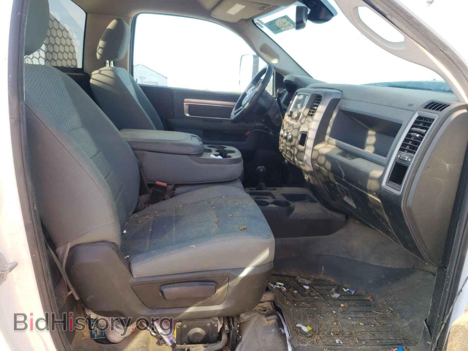 2018 RAM 3500 - VIN: 3C7WRTAL2JG376418 - Фото 5