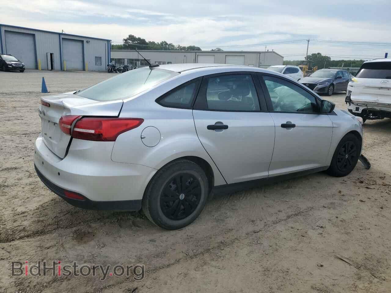 2017 FORD FOCUS - VIN: 1FADP3E24HL205880 - Photo 3