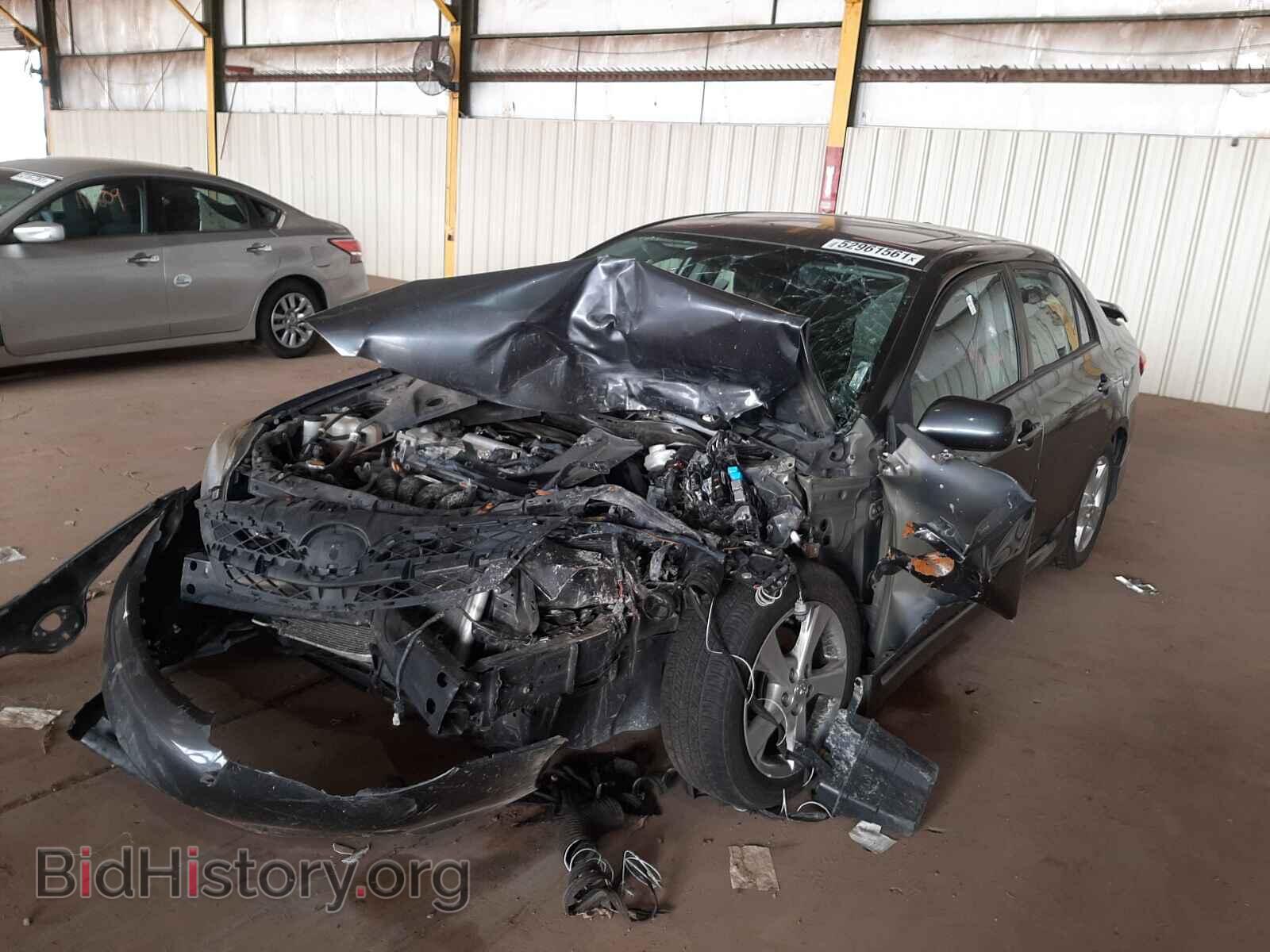 2011 TOYOTA COROLLA - VIN: 2T1BU4EEXBC705552 - Фото 2