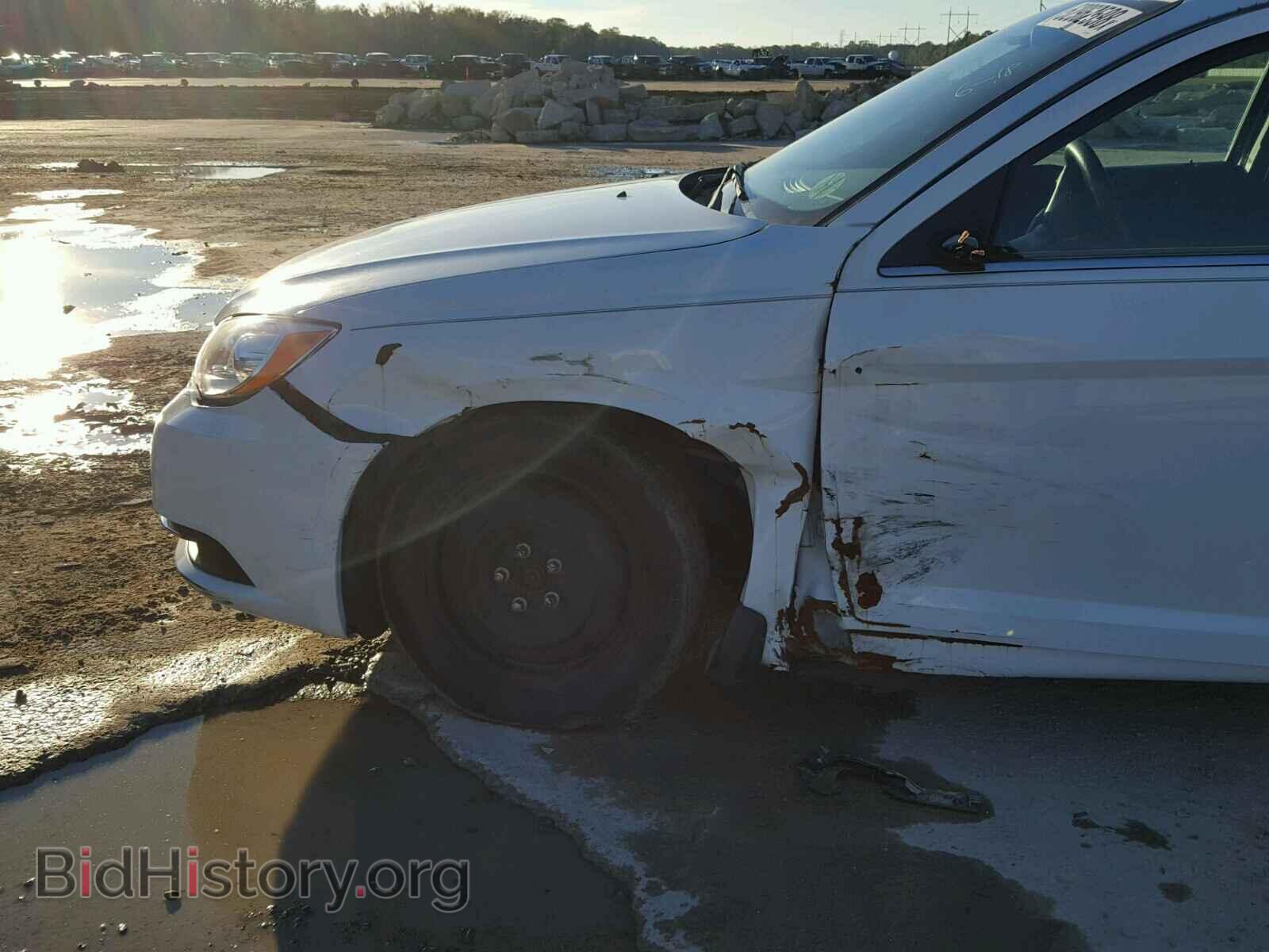 2014 CHRYSLER 200 - VIN: 1C3CCBAB4EN209191 - Фото 9