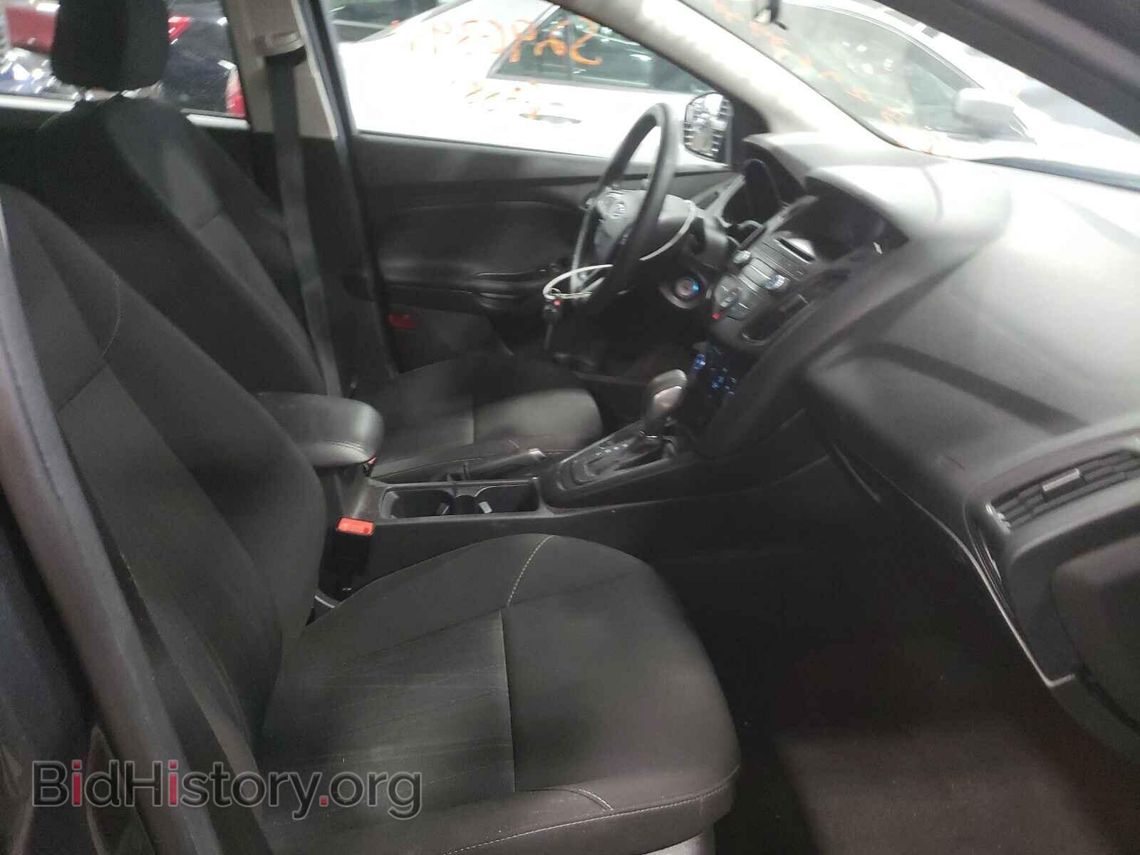 2017 FORD FOCUS - VIN: 1FADP3F2XHL272451 - Photo 5