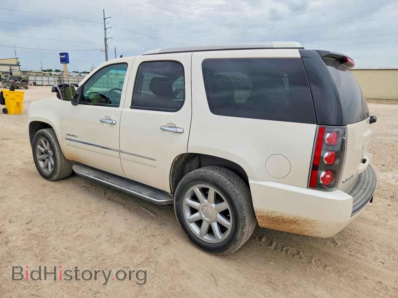 2013 GMC YUKON - VIN: 1GKS2EEF0DR228292 - Photo 2