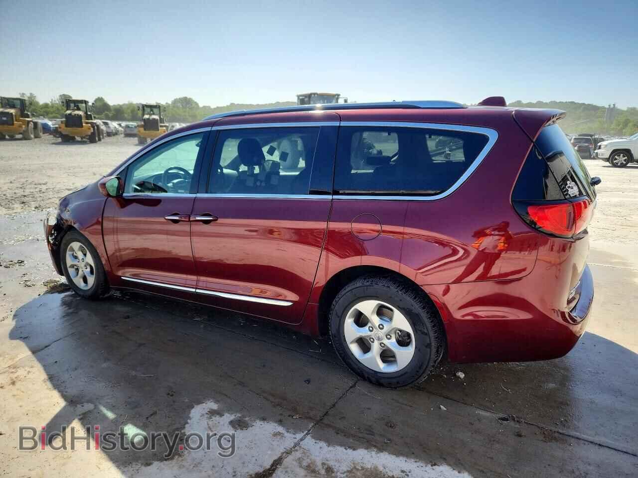 2017 CHRYSLER PACIFICA - VIN: 2C4RC1EG2HR515951 - Photo 2