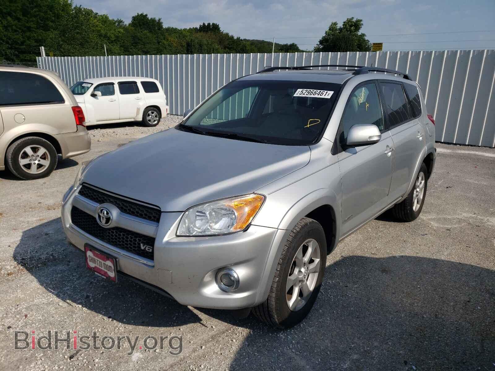 2011 TOYOTA RAV4 - VIN: 2T3DK4DV8BW057814 - Фото 2