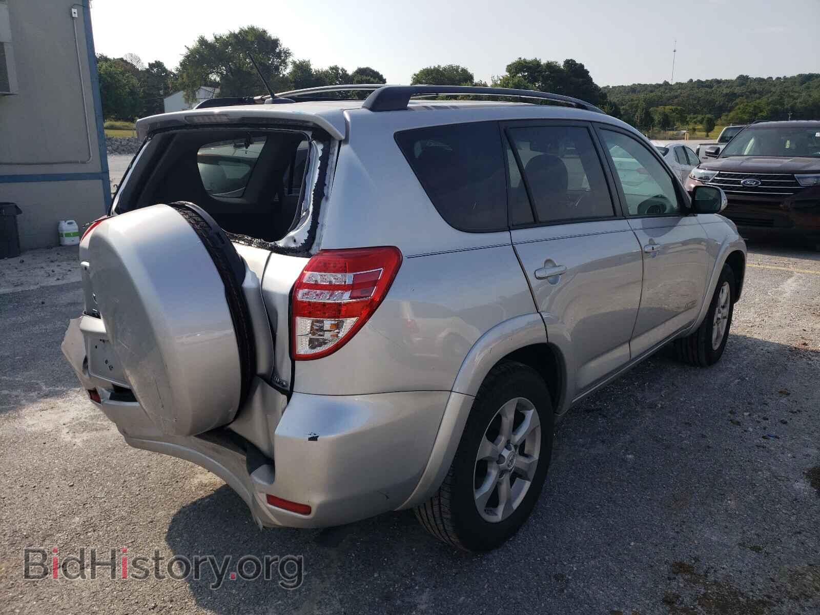 2011 TOYOTA RAV4 - VIN: 2T3DK4DV8BW057814 - Фото 4