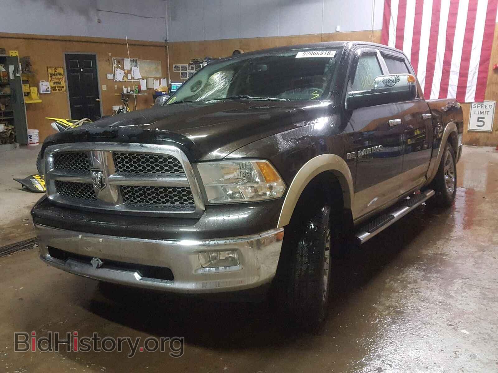 2011 DODGE RAM 1500 - VIN: 1D7RV1CT0BS566399 - Фото 2