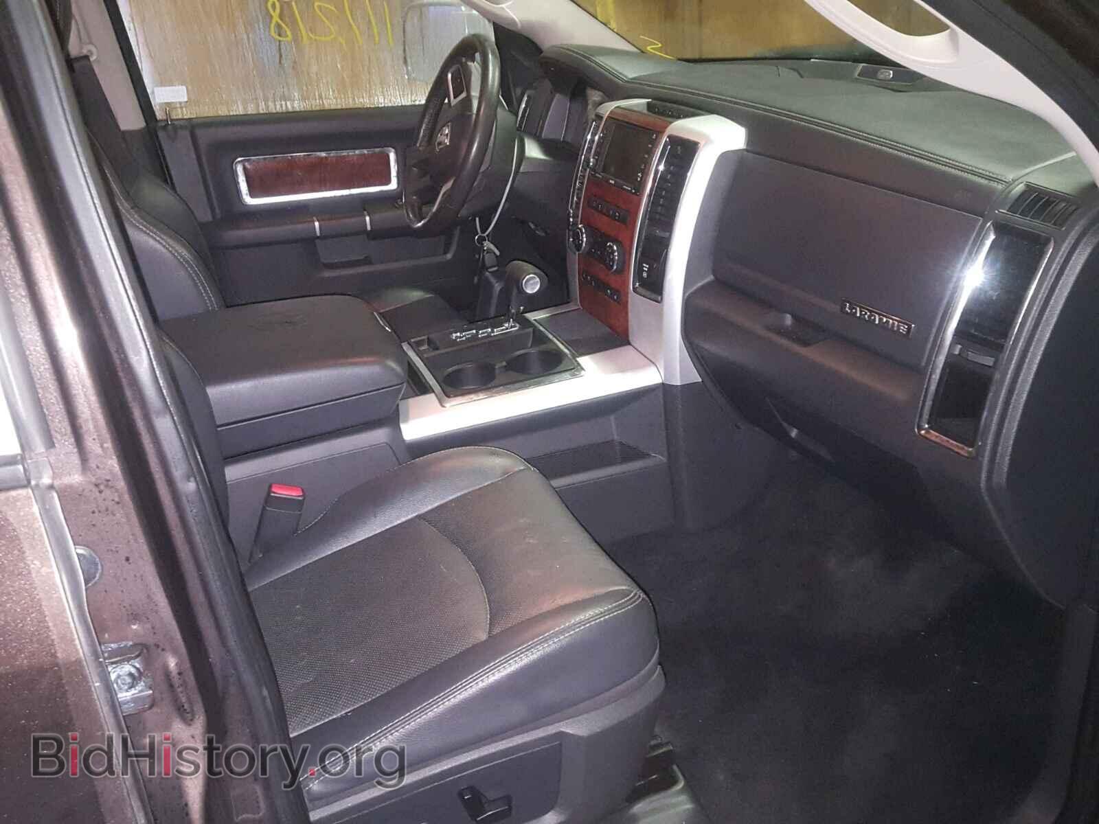 2011 DODGE RAM 1500 - VIN: 1D7RV1CT0BS566399 - Фото 5