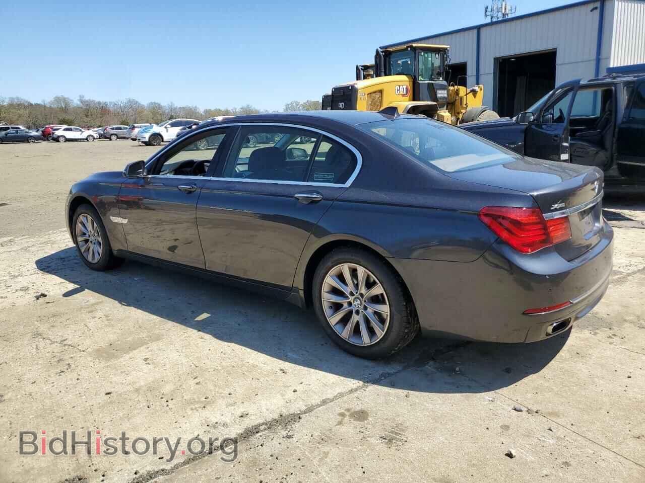 2013 BMW 7 SERIES - VIN: WBAYF4C55DDE23798 - Фото 2