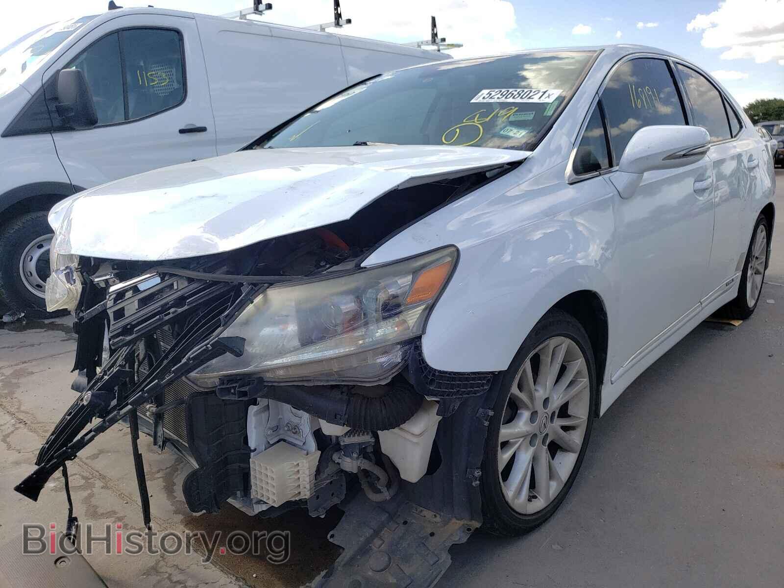 2010 LEXUS HS - VIN: JTHBB1BA4A2006211 - Photo 2