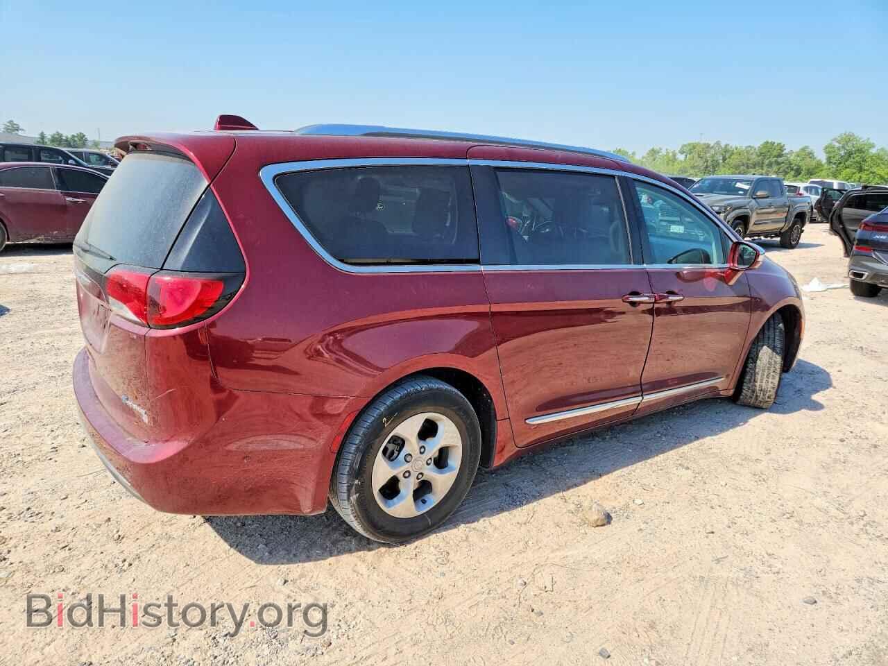 2017 CHRYSLER PACIFICA - VIN: 2C4RC1N76HR753799 - Фото 3