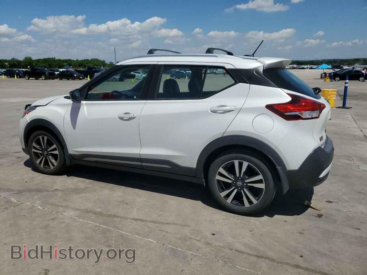 2020 NISSAN KICKS - VIN: 3N1CP5DV2LL512204 - Фото 2