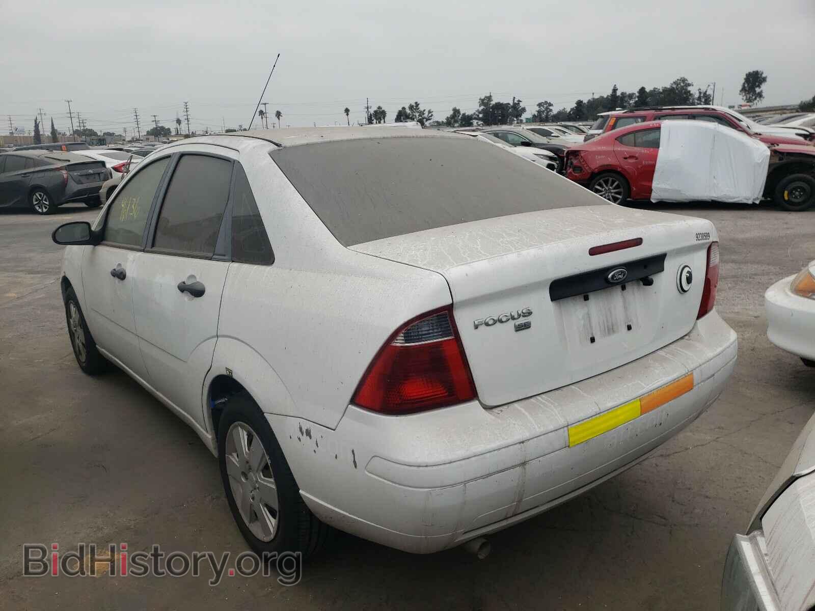 2007 FORD FOCUS - VIN: 1FAHP34N17W359618 - Фото 3
