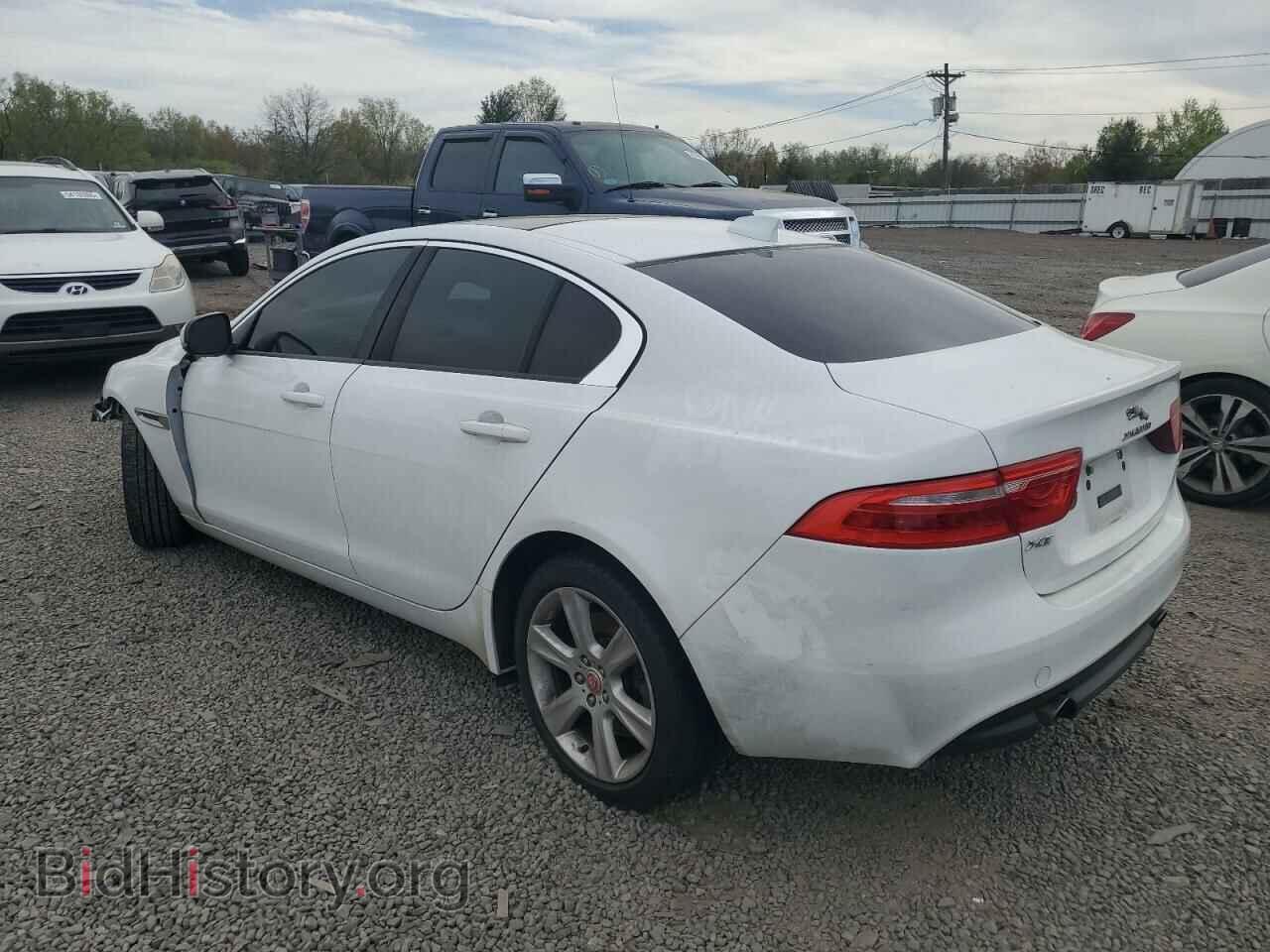 2017 JAGUAR XE - VIN: SAJAD4BG5HA963722 - Фото 2