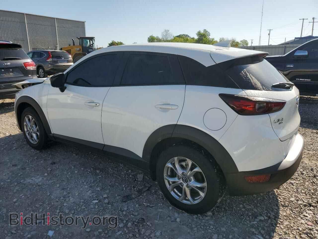 2021 MAZDA CX-3 - VIN: JM1DKFB71M1504064 - Фото 2