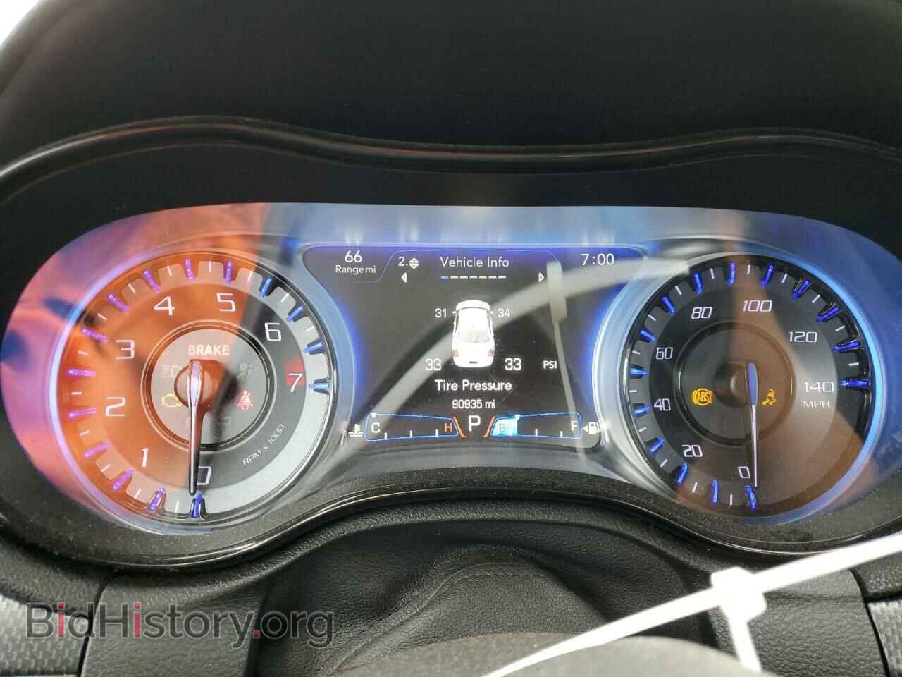 2016 CHRYSLER 300 - VIN: 2C3CCABG7GH278084 - Photo 9