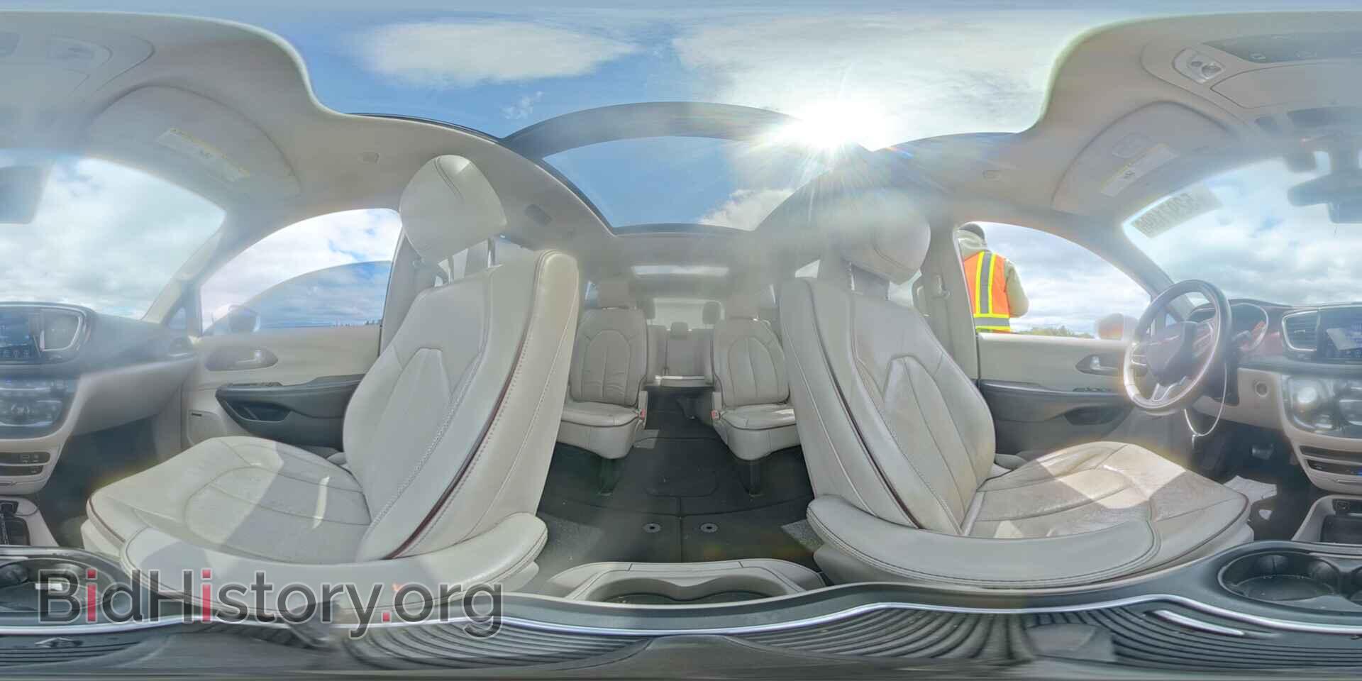 2017 CHRYSLER PACIFICA - VIN: 2C4RC1GG4HR545384 - Photo 15
