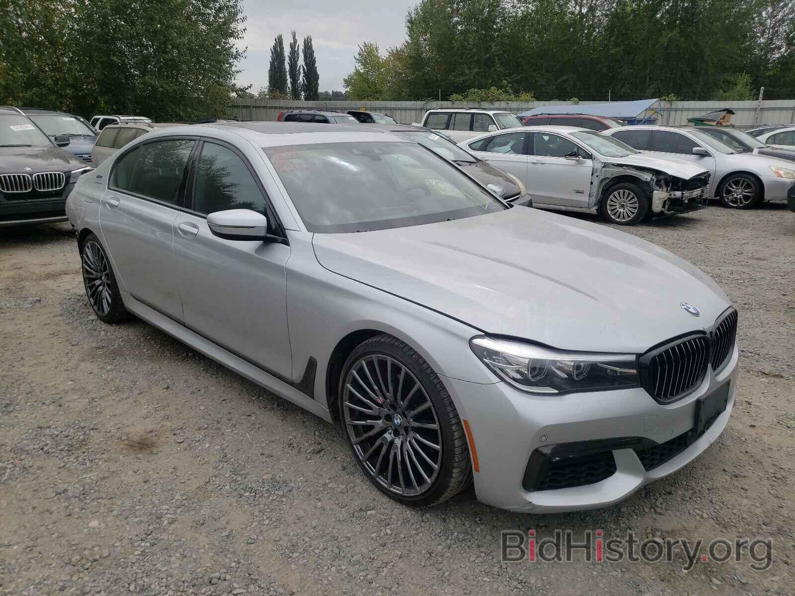 Фотография WBA7J2C54KB246438 - BMW 7 SERIES 2019