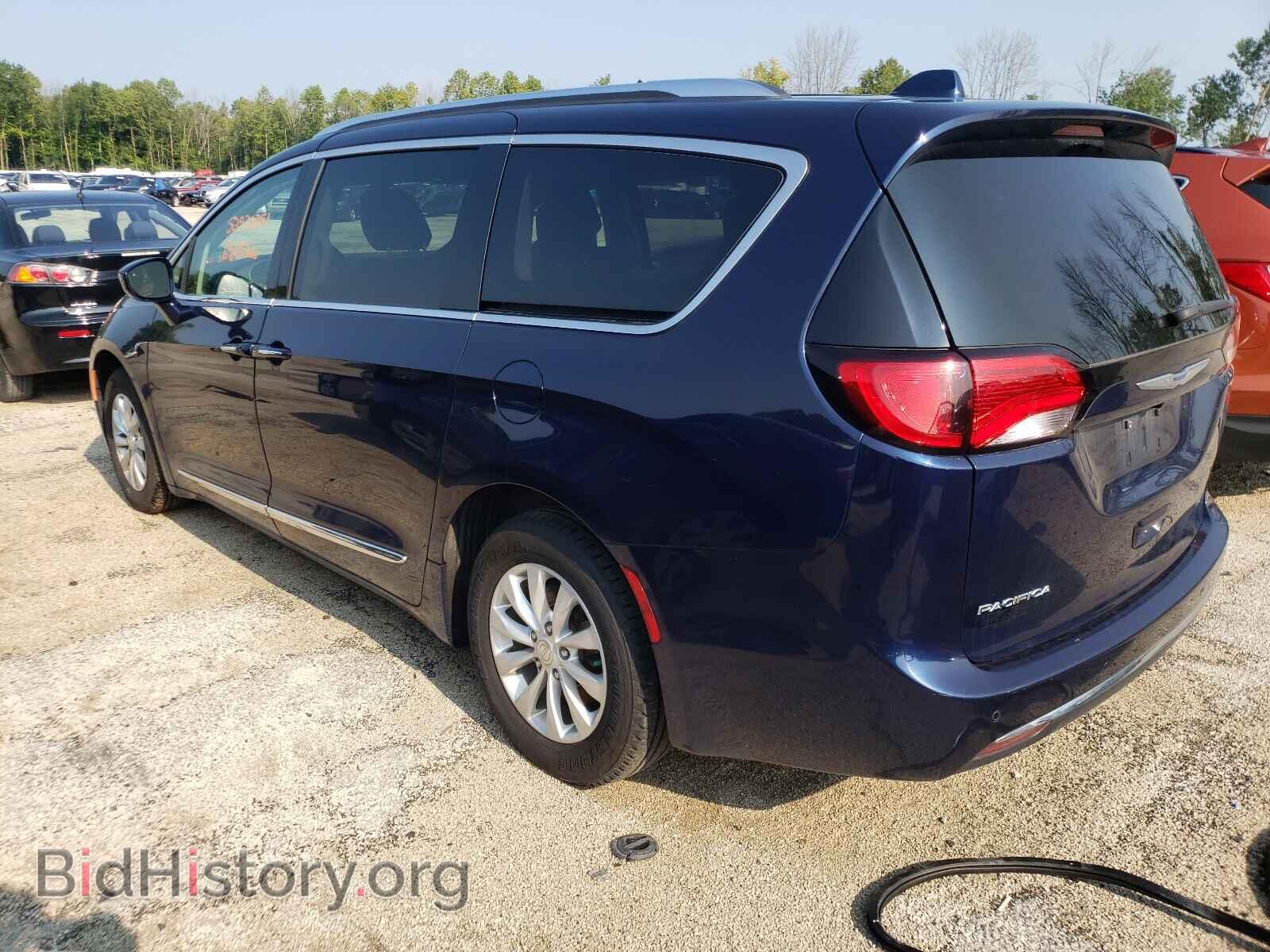 2019 CHRYSLER PACIFICA - VIN: 2C4RC1BG2KR539629 - Фото 3