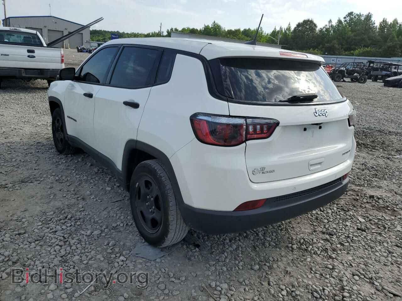 2018 JEEP COMPASS - VIN: 3C4NJCAB2JT204260 - Фото 3
