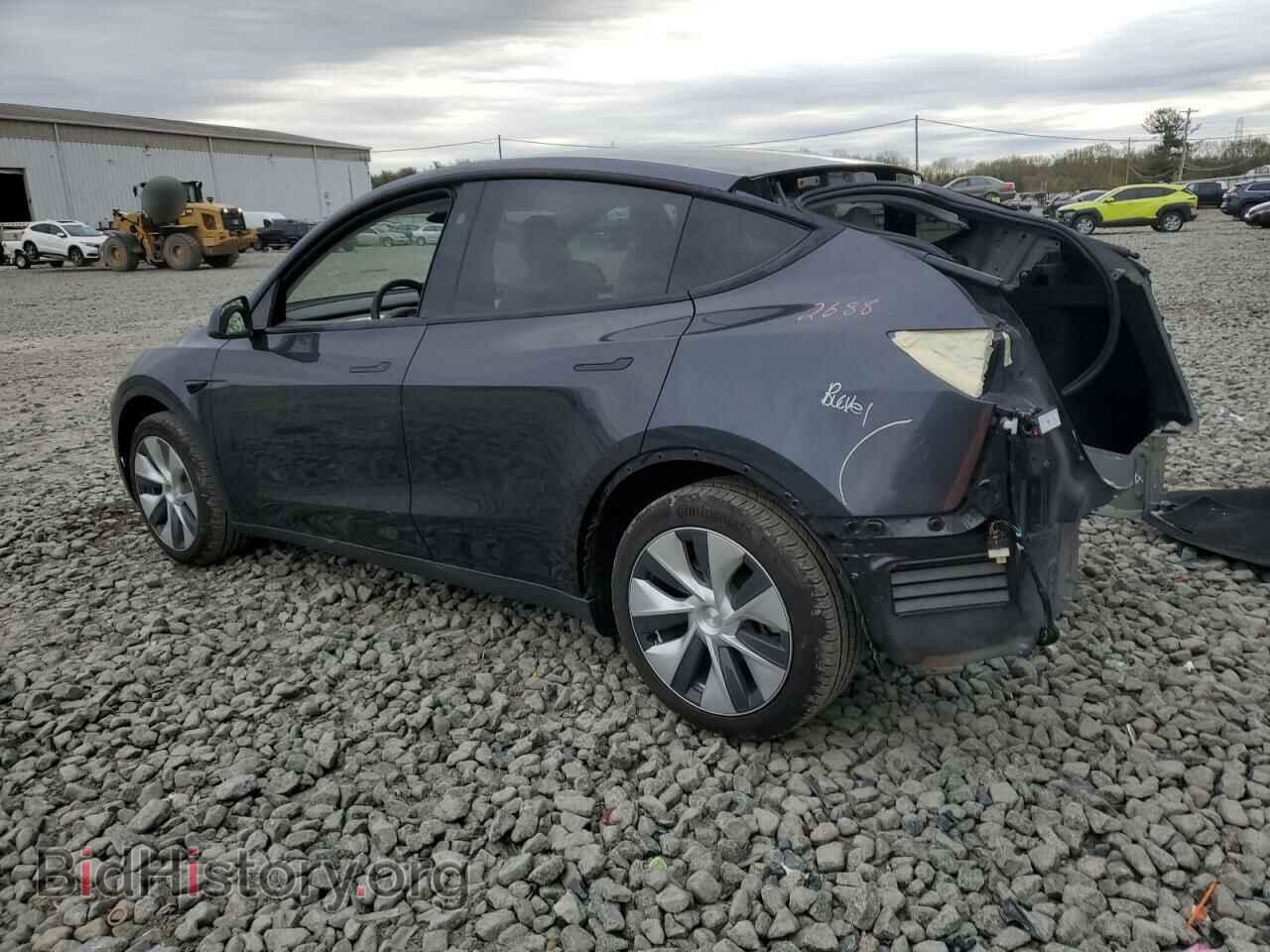 2024 TESLA MODEL Y - VIN: 7SAYGDED5RF009554 - Фото 2