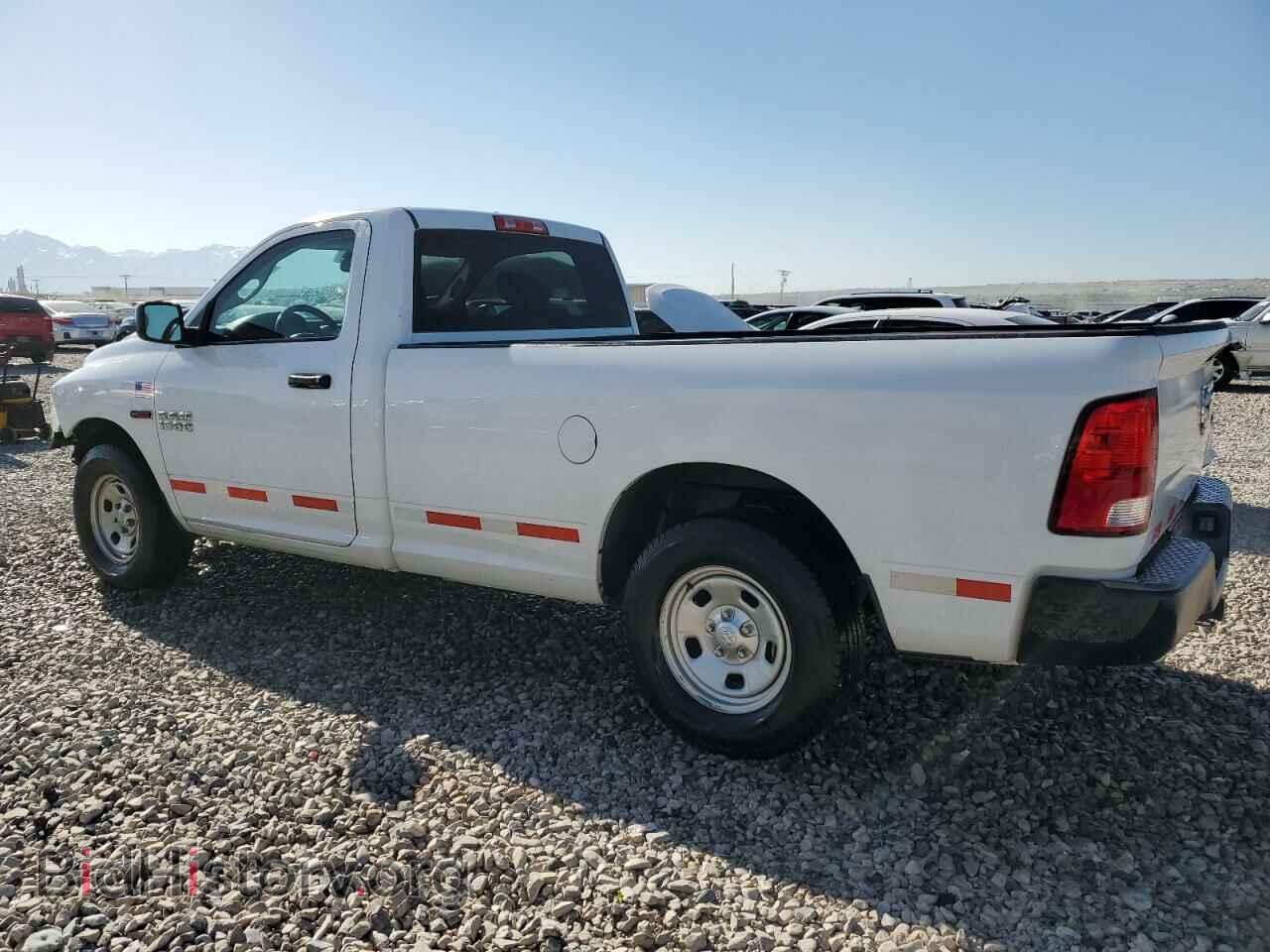 2015 RAM 1500 - VIN: 3C6JR7DM6FG554932 - Фото 2