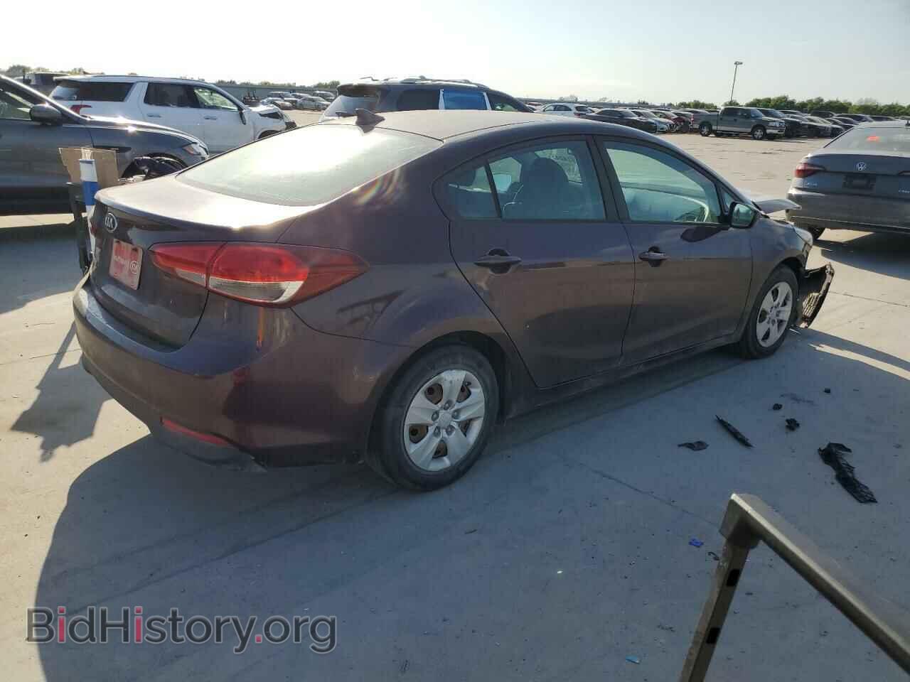 2017 KIA FORTE - VIN: 3KPFK4A79HE141935 - Фото 3