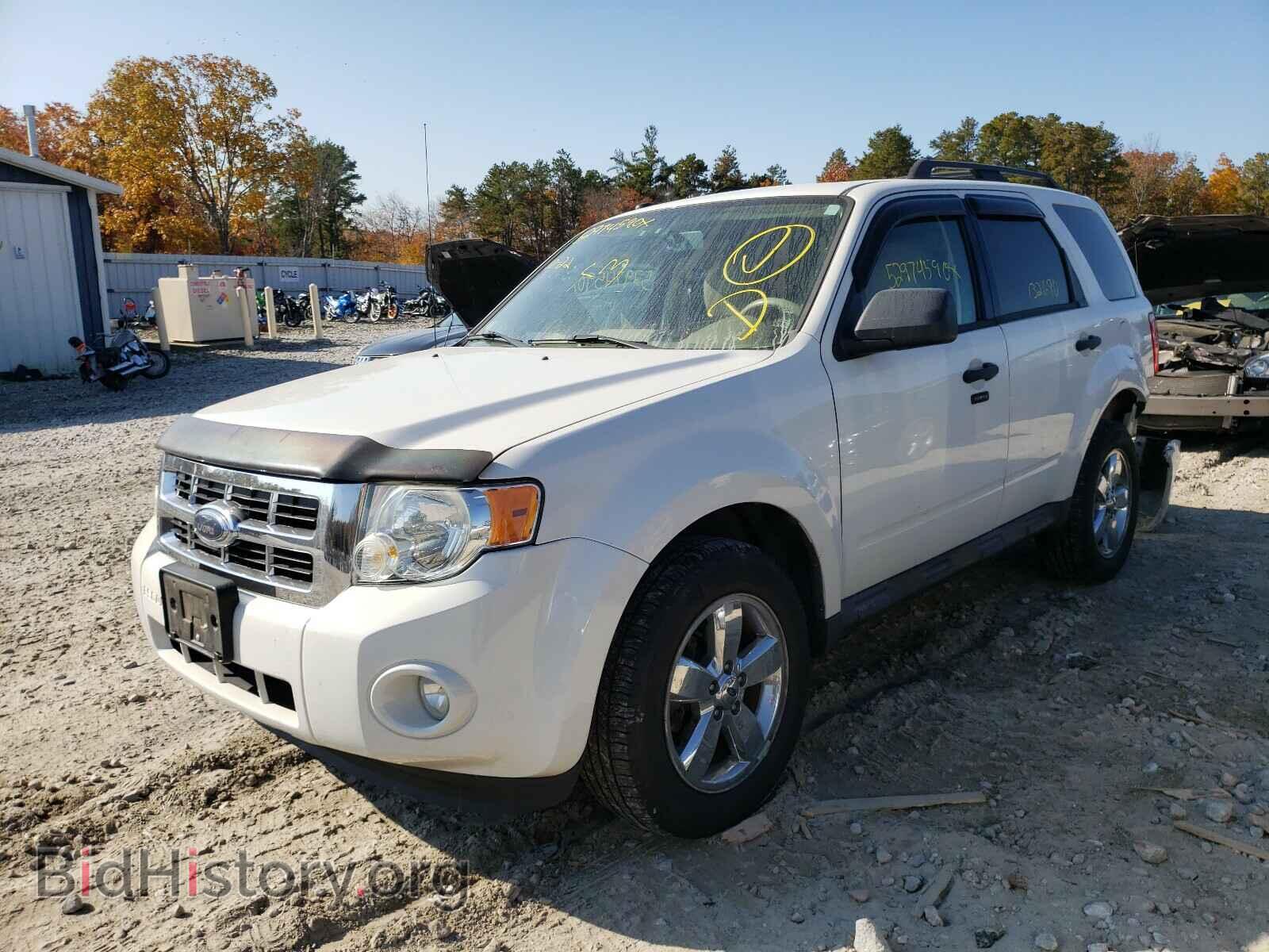 2009 FORD ESCAPE - VIN: 1FMCU93G79KA34464 - Фото 2
