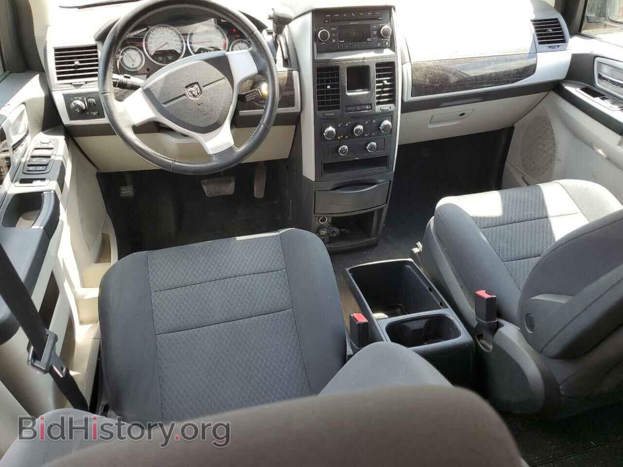 2010 DODGE CARAVAN - VIN: 2D4RN5D12AR482666 - Photo 8