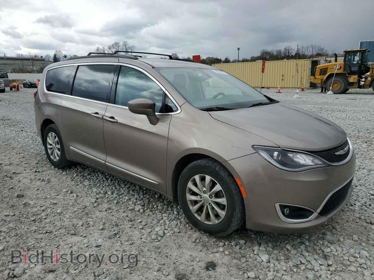 2017 CHRYSLER PACIFICA - VIN: 2C4RC1BG2HR752220 - Photo 4
