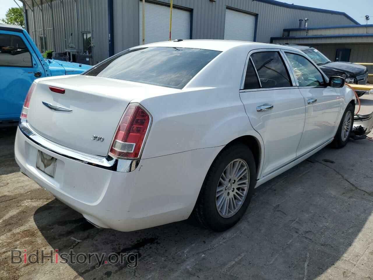 2012 CHRYSLER 300 - VIN: 2C3CCACG2CH250914 - Photo 4