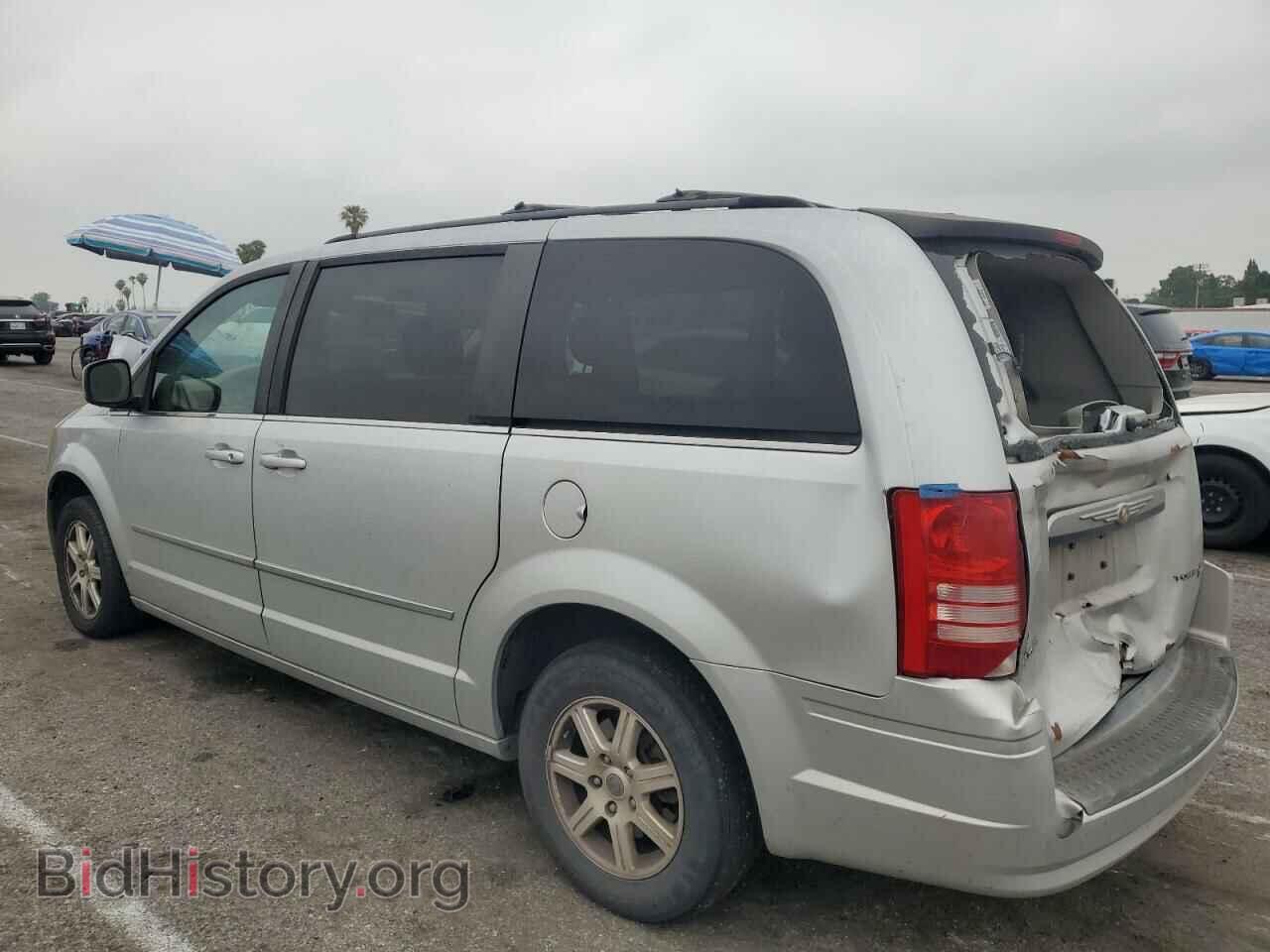 2009 CHRYSLER MINIVAN - VIN: 2A8HR541X9R673592 - Фото 2