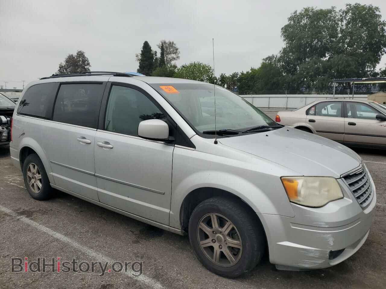 2009 CHRYSLER MINIVAN - VIN: 2A8HR541X9R673592 - Фото 4