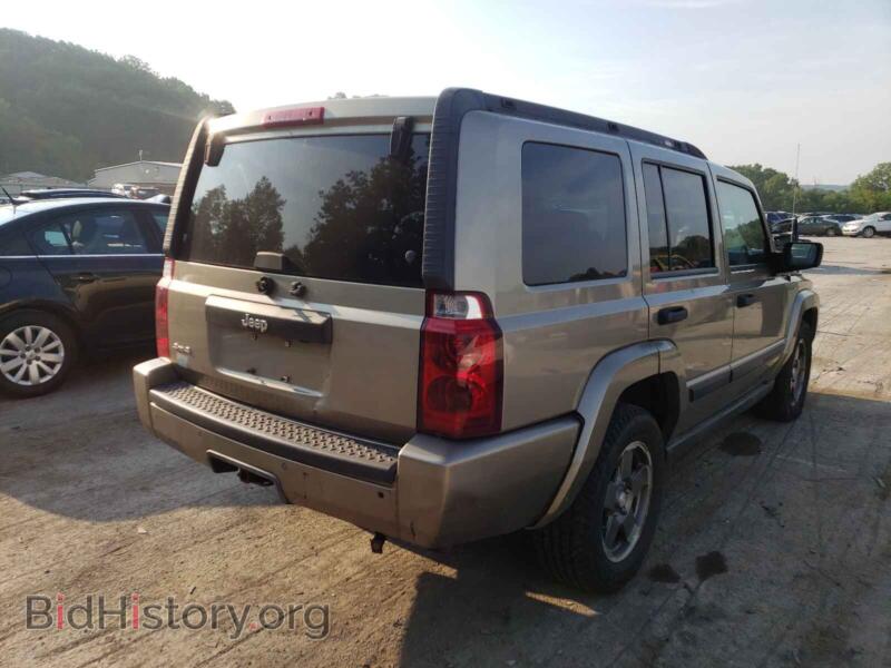2006 Jeep COMMANDER (VIN 1J8HG48K46C195502) — photo 4 of 10