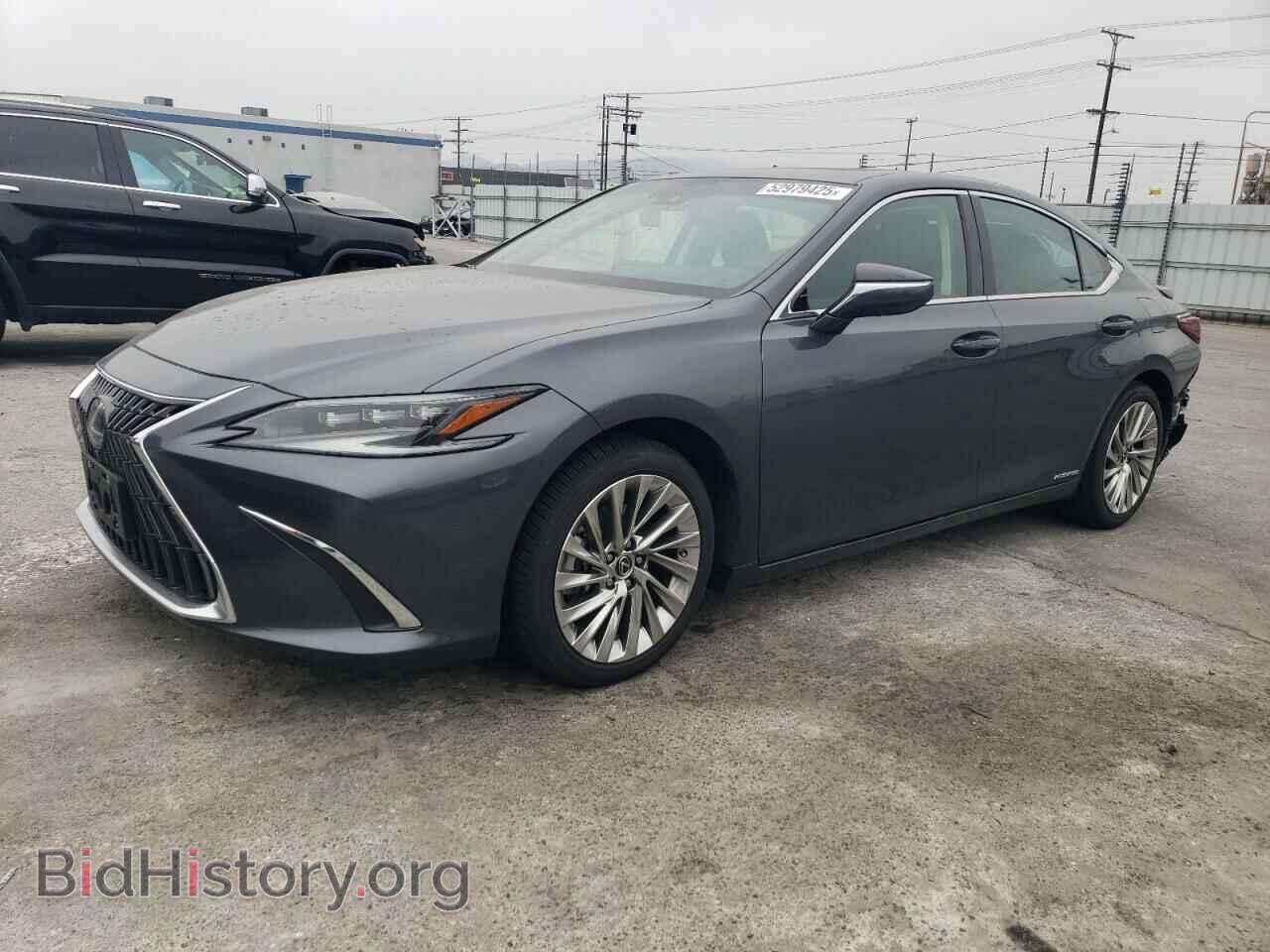 Photo 58AEA1C15NU018933 - LEXUS ES300 2022