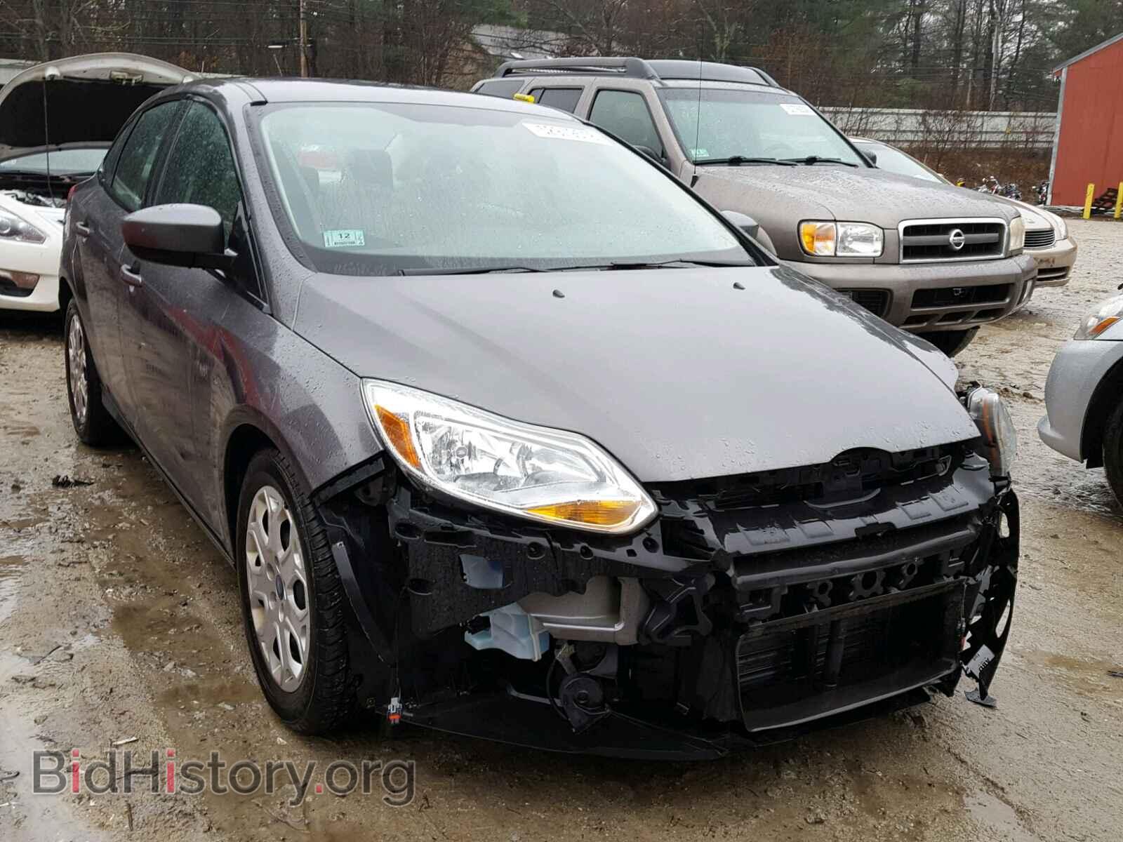Photo 1FAHP3F22CL398880 - FORD FOCUS 2012
