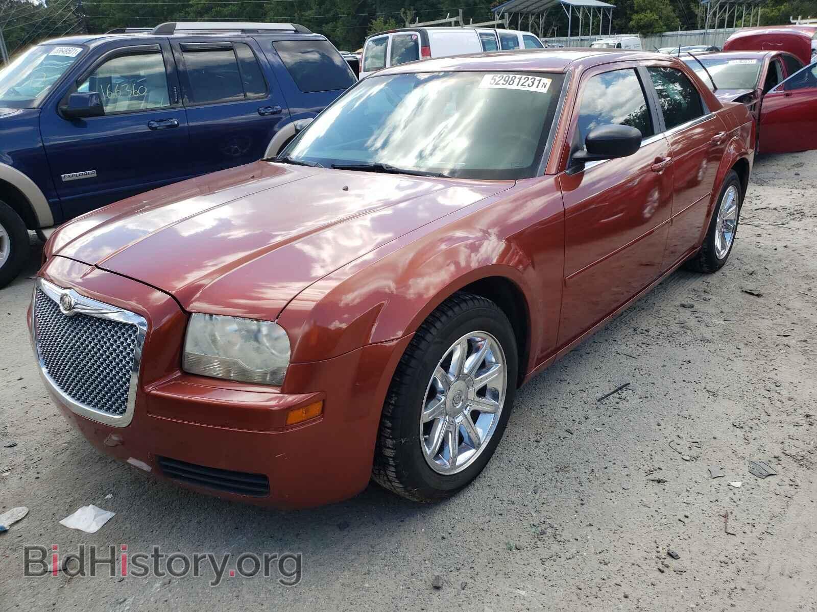 2006 CHRYSLER 300 - VIN: 2C3KA43R36H159918 - Фото 2