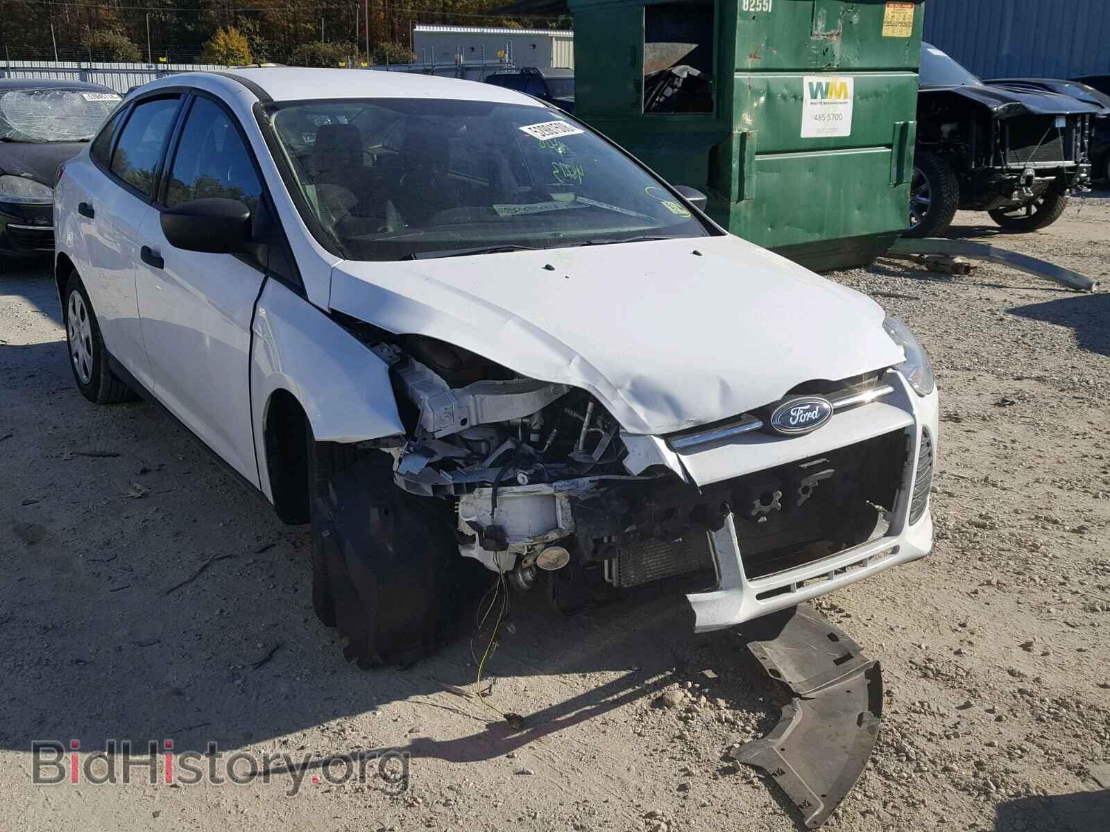 Photo 1FAHP3E23CL188211 - FORD FOCUS 2012