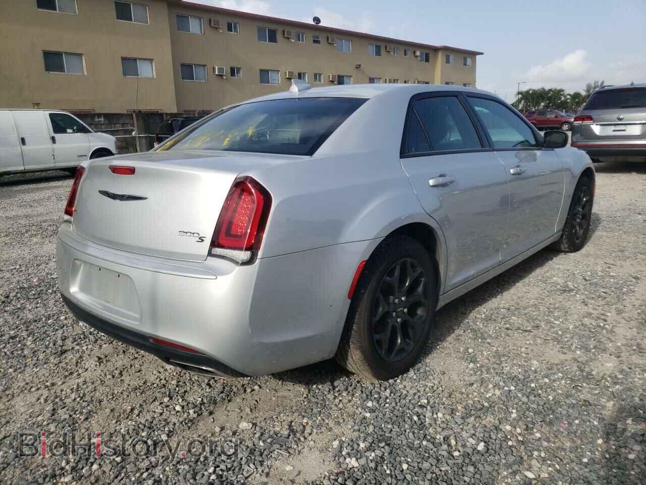2020 CHRYSLER 300 - VIN: 2C3CCAGG2LH164609 - Photo 4