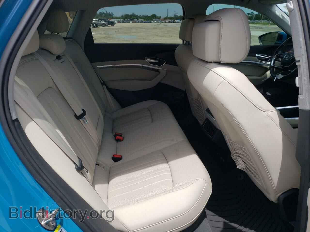 2019 AUDI E-TRON - VIN: WA1LAAGE2KB022018 - Photo 6