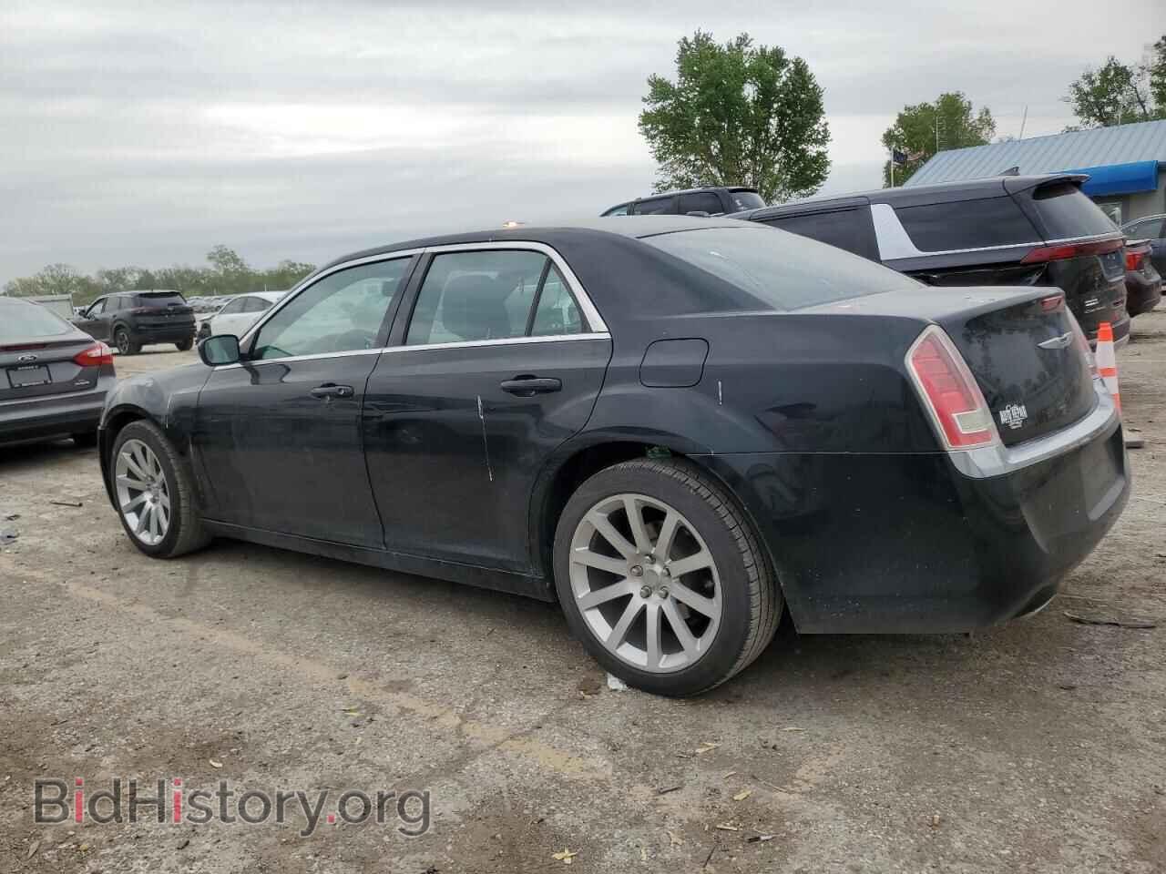 2013 CHRYSLER 300 - VIN: 2C3CCAAG5DH513661 - Фото 2