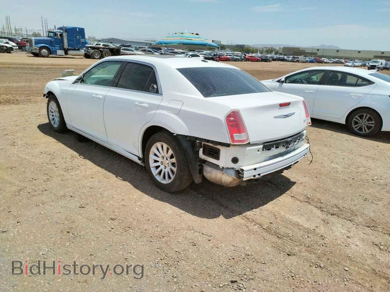 2014 CHRYSLER 300 - VIN: 2C3CCAAG0EH322859 - Фото 3