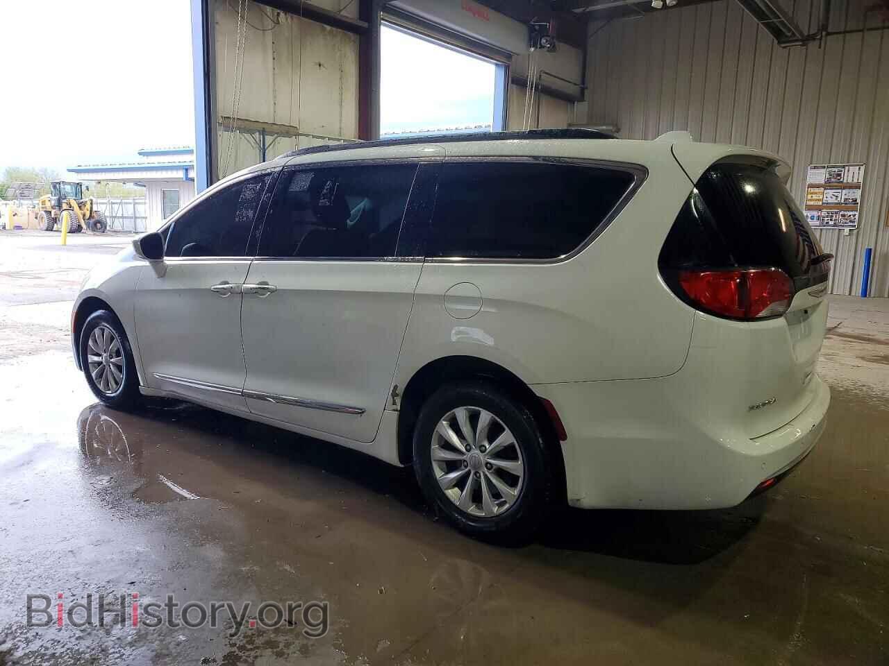 2017 CHRYSLER PACIFICA - VIN: 2C4RC1BG3HR576181 - Фото 2