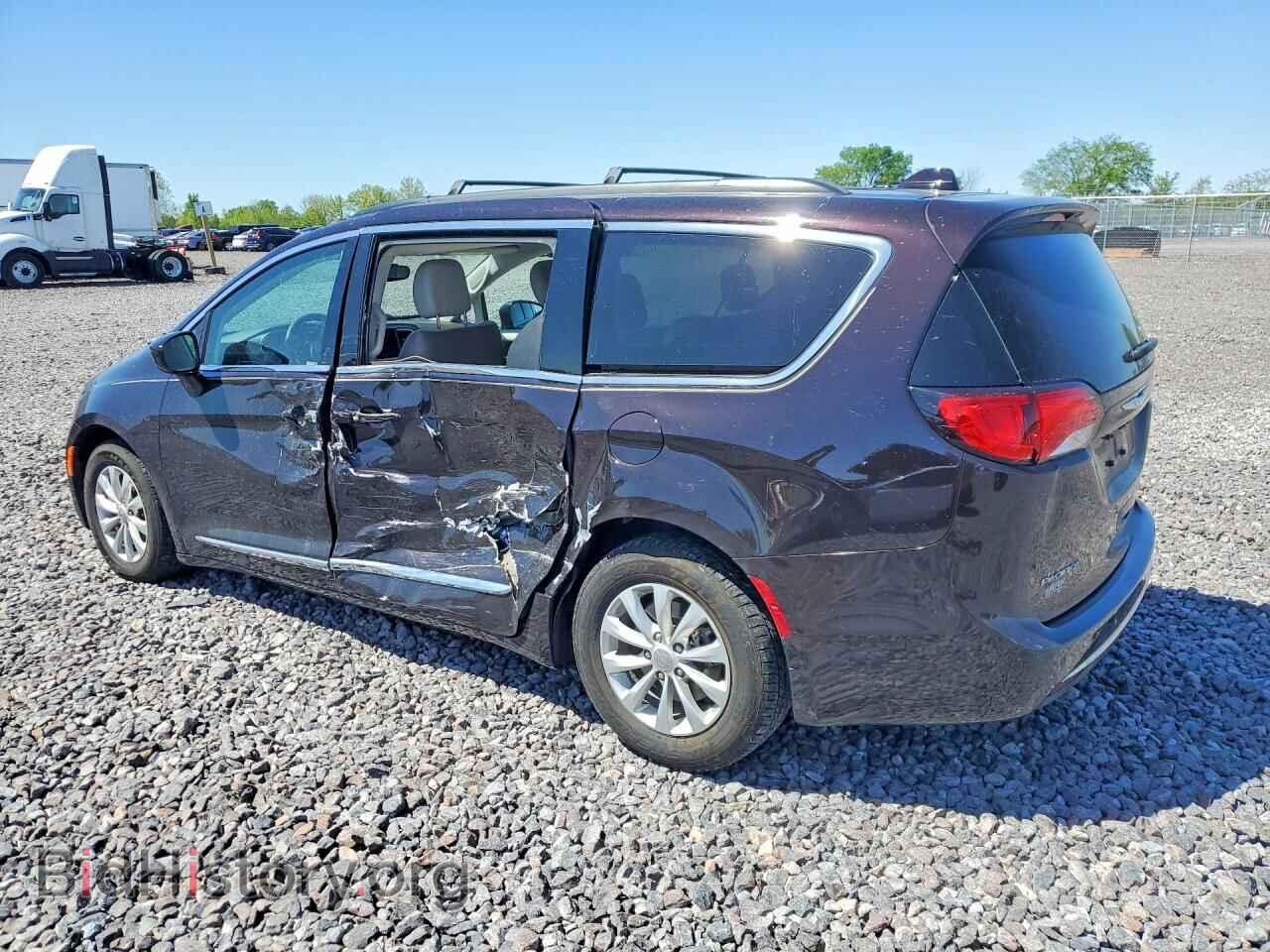 2017 CHRYSLER PACIFICA - VIN: 2C4RC1BG9HR525428 - Photo 2