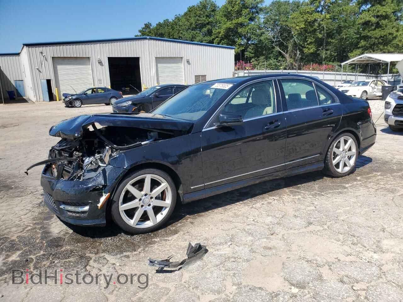 Фотография WDDGF4HB3EA933053 - MERCEDES-BENZ C-CLASS 2014