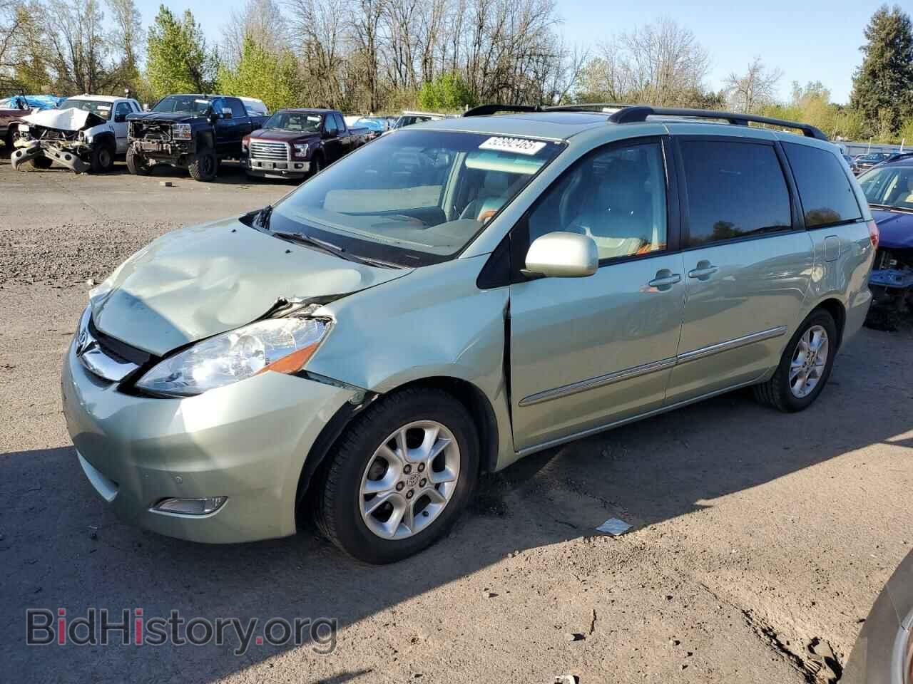 Photo 5TDZA22C06S570819 - TOYOTA All Models 2006