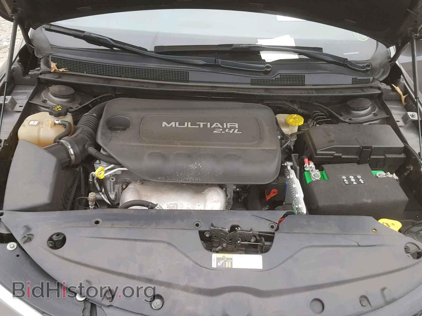 2016 CHRYSLER 200 - VIN: 1C3CCCAB8GN154849 - Фото 7