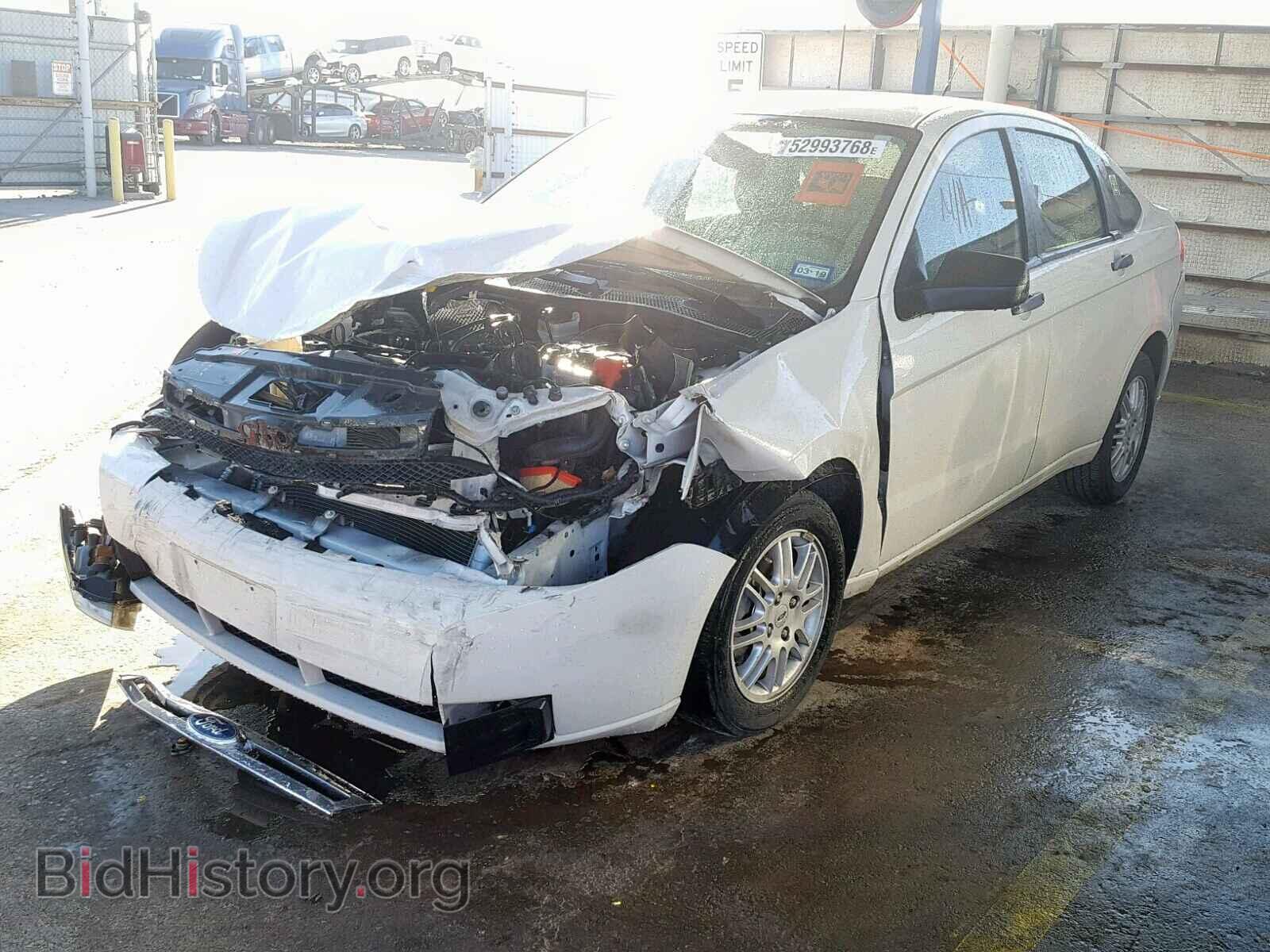 2011 FORD FOCUS - VIN: 1FAHP3FN2BW134761 - Фото 2