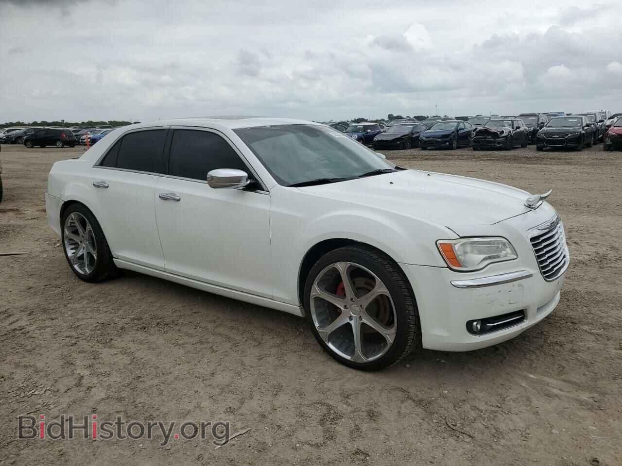 2011 CHRYSLER 300 - VIN: 2C3CA6CT5BH598625 - Photo 4