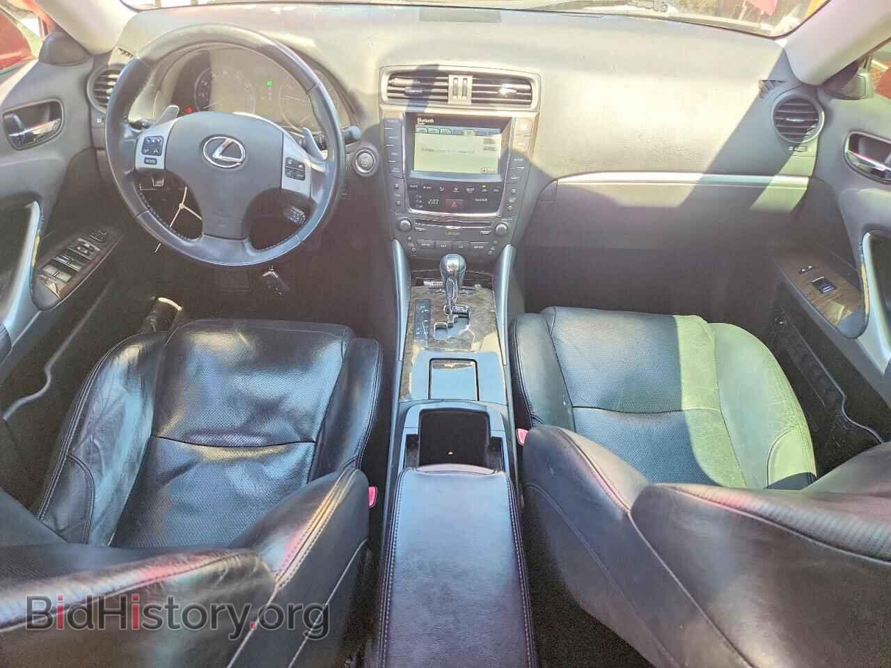 2011 LEXUS IS - VIN: JTHBF5C24B5145273 - Photo 8